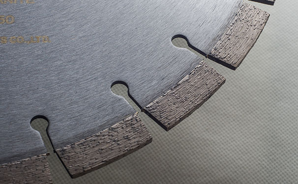 金剛石鋸片常見(jiàn)問(wèn)題