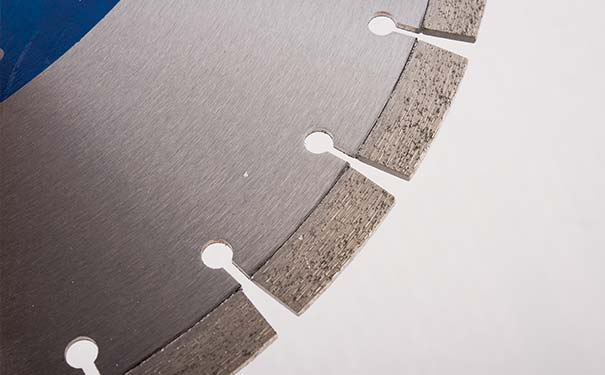 馬路切割機(jī)鋸片哪個廠家的鋸片好 性價比高？