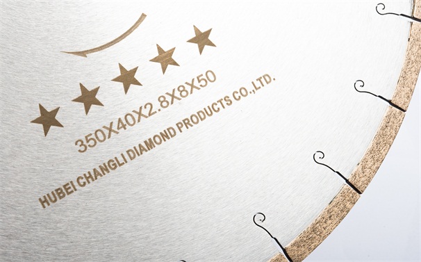 在安裝大理石切割片鋸機前你應該準備什么？