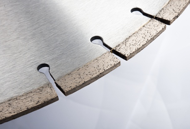 花崗巖大板加工流程及花崗巖鋸片鋸機介紹！