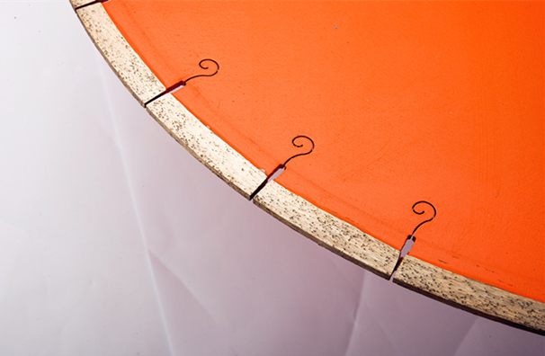 金剛石鋸片加工的大理石地板有哪些缺點(diǎn)呢？